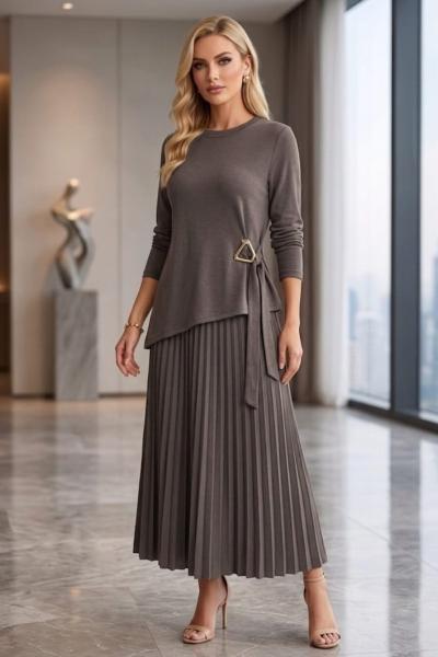 Asimetrik Pliseli Etekli Takım  Kahverengi