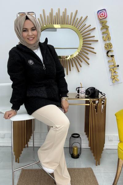 Broşlu Kaban Astarlı  Siyah