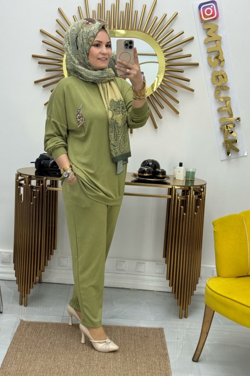 Kuşlu Takım  Fıstık Yeşili