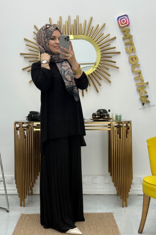 Afilli Pliseli Bol Paça Sandy Takım  Siyah