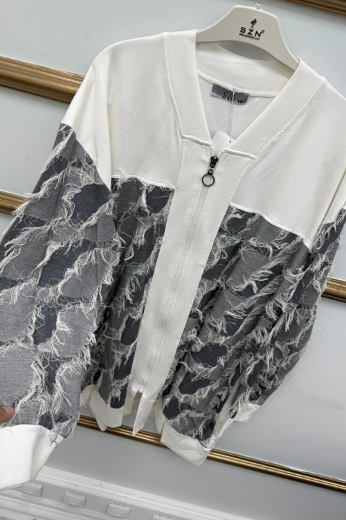 Püsküllü Kap  Beyaz