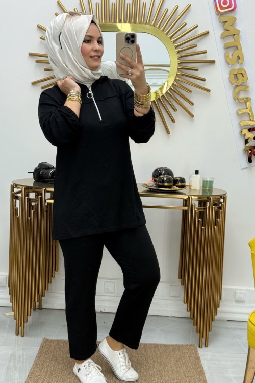 Yakası Fermuarlı Takım  Siyah