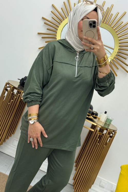 Yakası Fermuarlı Takım  Haki