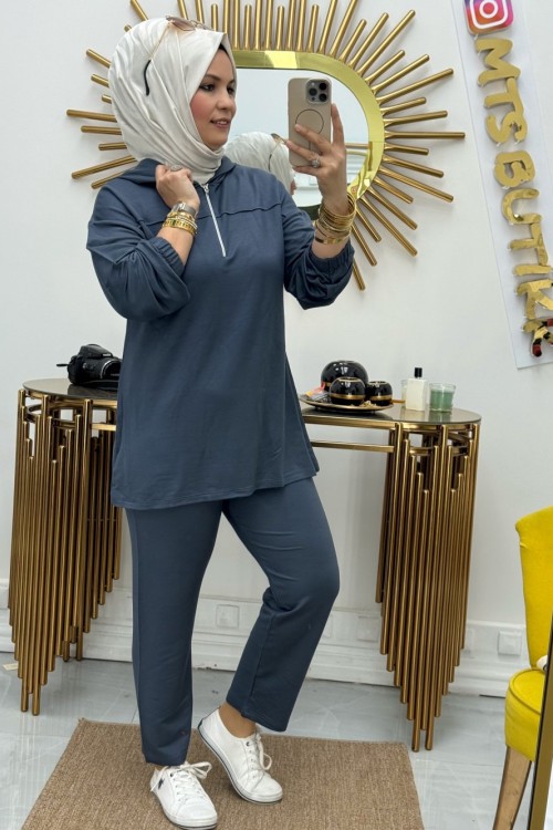 Yakası Fermuarlı Takım  Füme