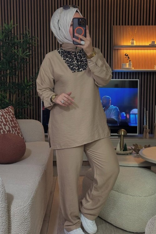 Yakası Leopar Fermuarlı  Camel